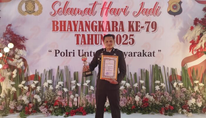 Ipda Irvan Waka Polsek Tanah Jambo Aye Terima penghargaan sebagai Polisi Teladan dari Polda Aceh