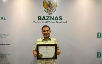 Wali Kota Lhokseumawe Sayuti Abubakar Raih BAZNAS Award 2025