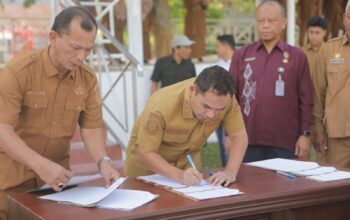 Wali Kota Lhokseumawe Serahkan SK Pengangkatan 1.990 PPPK Tahap I Formasi 2024